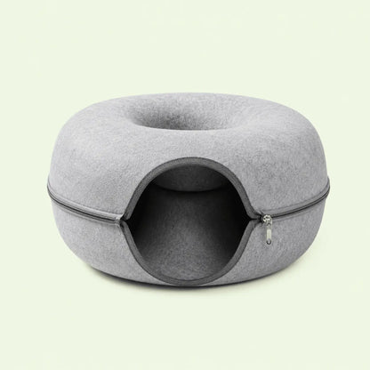 Lit-tunnel donut pour chat en feutre gris clair avec fermeture éclair, vue de face