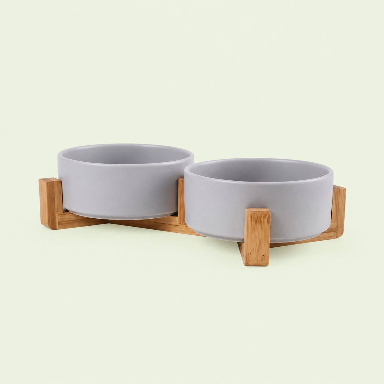 Double gamelle pour chat en céramique grise sur support en bambou